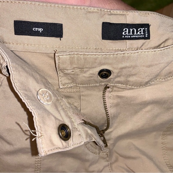 ANA BRAND Tan Crop Cargo Pants size 6 Petite - Picture 6 of 7